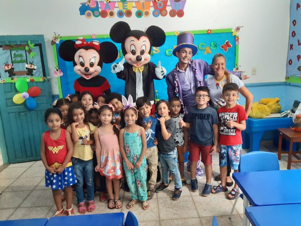 Escola Benedito Falcão realiza festa do Dia das Crianças