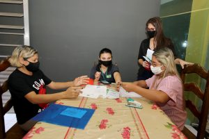 Sehab recebe documentação de moradores do bairro Centro interessados no processo de regularização fundiária