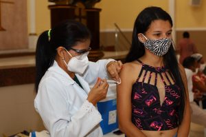 Marituba vacina jovens com idade entre 15 e 17 anos, sem comorbidade, neste sábado (28)
