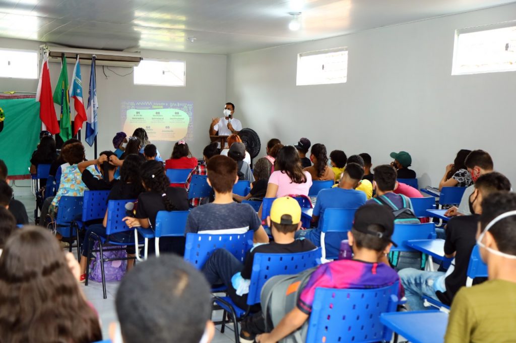 Semed abre concurso para escolha de novo uniforme da Rede Municipal de Ensino de Marituba