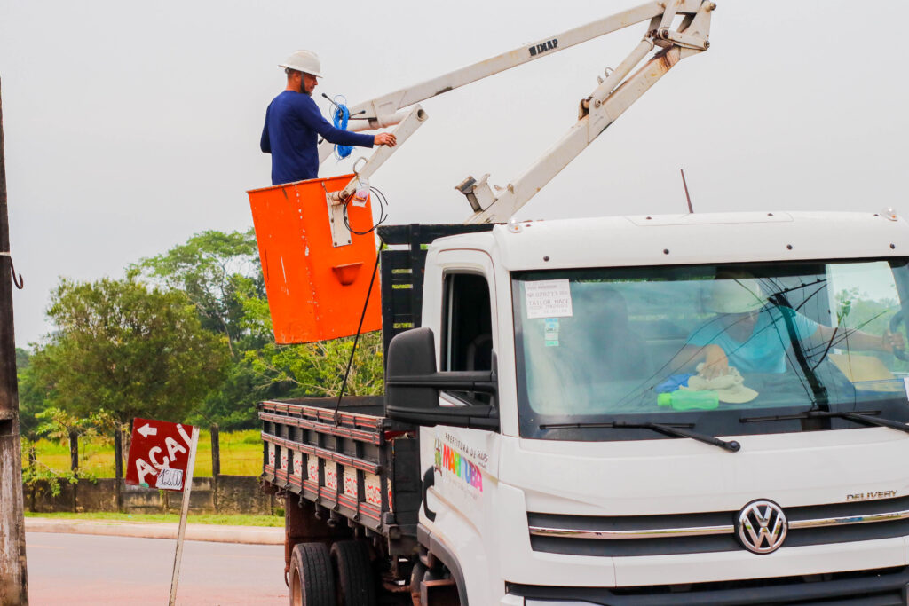 Programa Reluz segue com serviços de revitalização da iluminação pública de Marituba