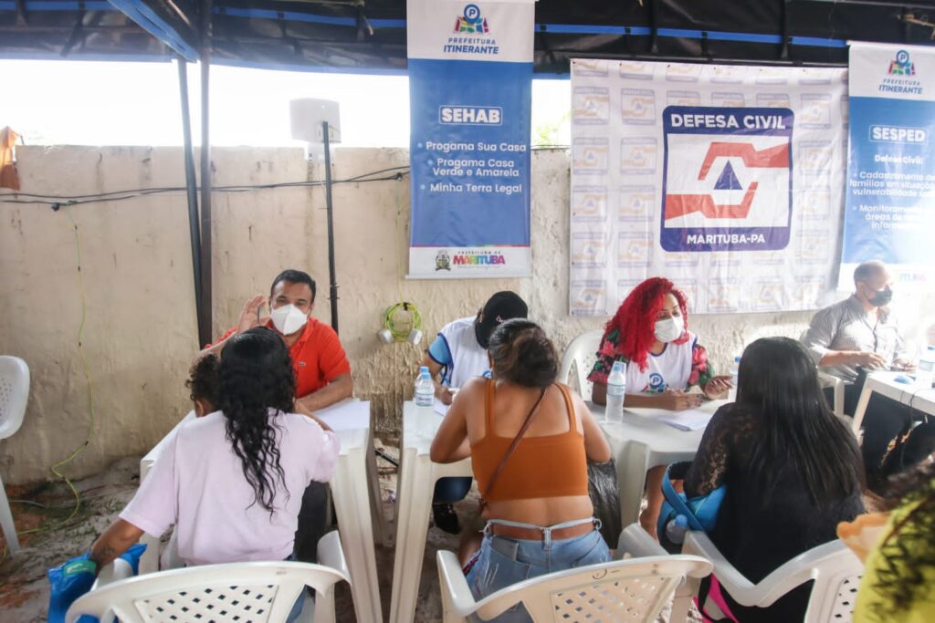 Moradores do Uriboca recebem primeira edição da Prefeitura Itinerante