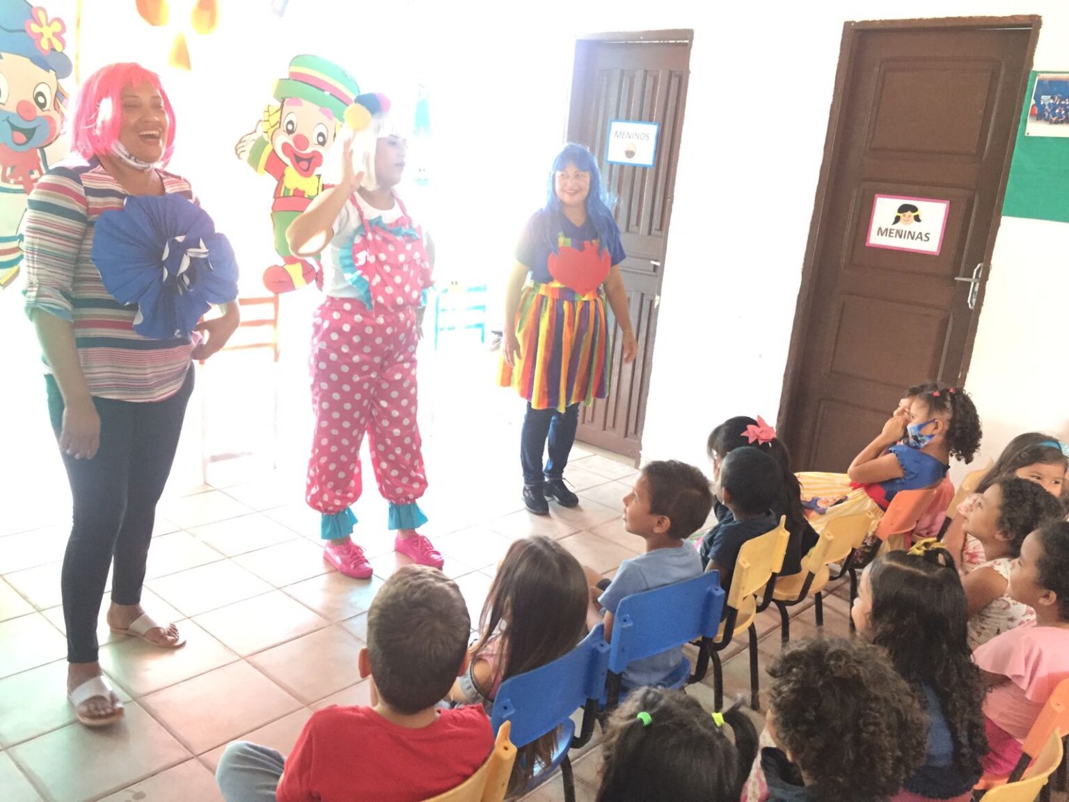 Escola Municipal Santa Lúcia celebra o Dia Nacional do Circo