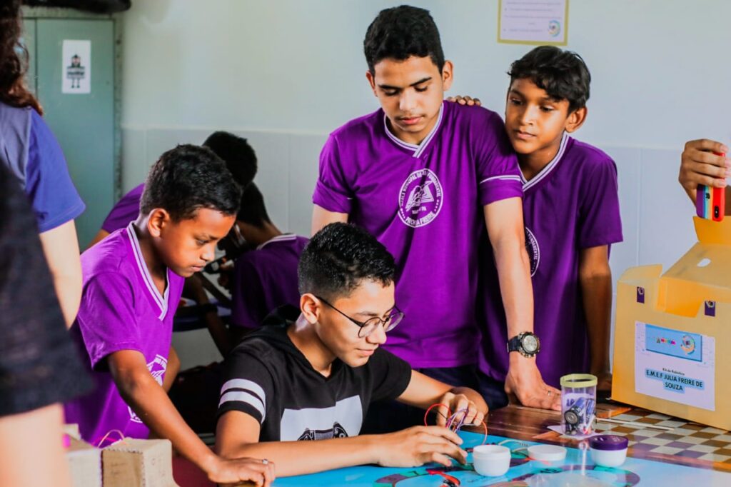 Projetos educacionais sancionados como leis