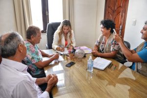 Prefeita assina termo de adesão ao programa Rede Amazônia da UFPA