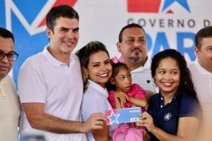 Governador entrega benefícios e assina Ordens de Serviços em comemoração ao aniversário da cidade