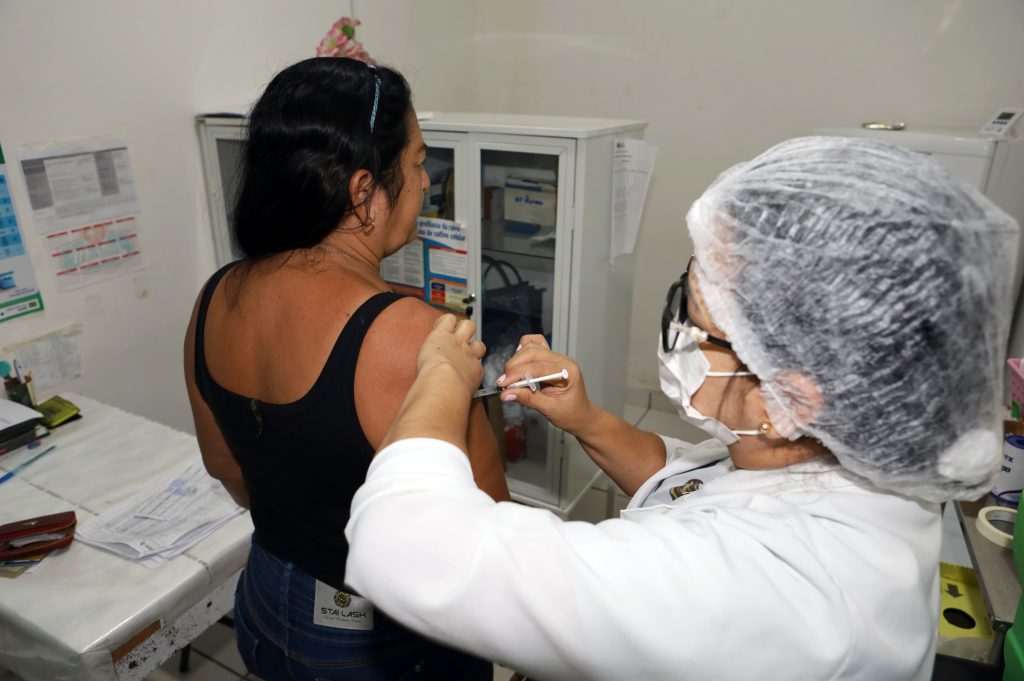 Marituba realiza Dia D de vacina contra Influenza e Covid-19 neste sábado