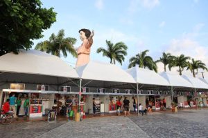 Feira Mix de Negócios contou com um grande público na Praça da Matriz em Marituba
