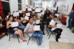 Secult certifica alunos concluintes do curso de Informática Básica