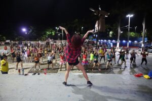 Marituba realiza mega Aulão de dança com a presença do coreógrafo Holon Ho