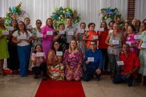 Prefeitura de Marituba Homenageia Professores Aposentados em Celebração ao Dia do Professor