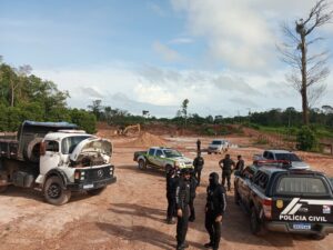 Operação integrada combate extração ilegal de aterro e minérios em Marituba