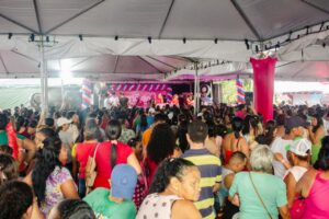 “Mães que Transformam” reúne centenas de mulheres em tarde de serviços, homenagens e prêmios em Marituba