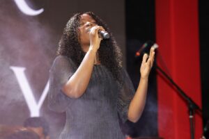 Noite de sábado do Natal de Marituba reuniu fé, música e emoção para as famílias