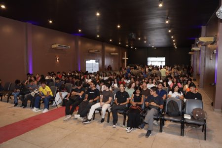 Aula inaugural marca início do ano letivo no Cursinho Municipal