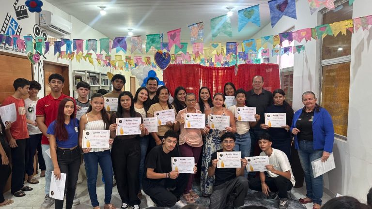 Casa da Cultura certifica mais de 200 alunos em cursos de Informática Básica e Avançada