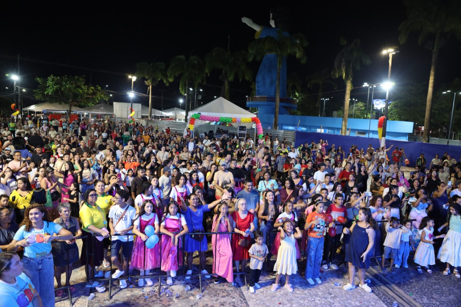 Marituba abre a EBF 2026 com celebração de fé e show de Cristina Mel