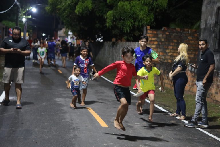Marituba entrega obras de pavimentação e sinalização viária na comunidade Nova Jerusalém, no bairro Novo Horizonte