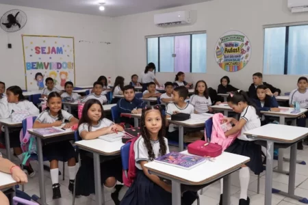 Marituba alcança resultado histórico no SAEB 2025 e celebra maior nota da educação municipal