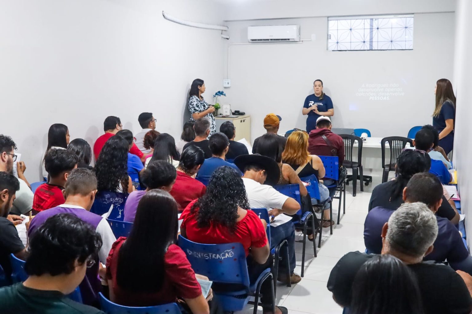 2º Feirão de Empregos amplia oportunidades de trabalho em Marituba