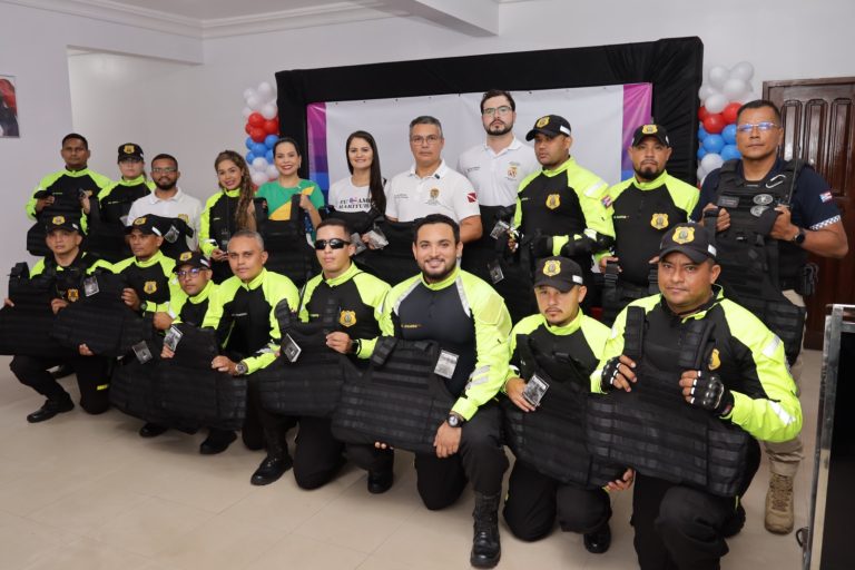 Marituba recebe novos coletes balísticos e rádios para reforçar segurança dos agentes de trânsito